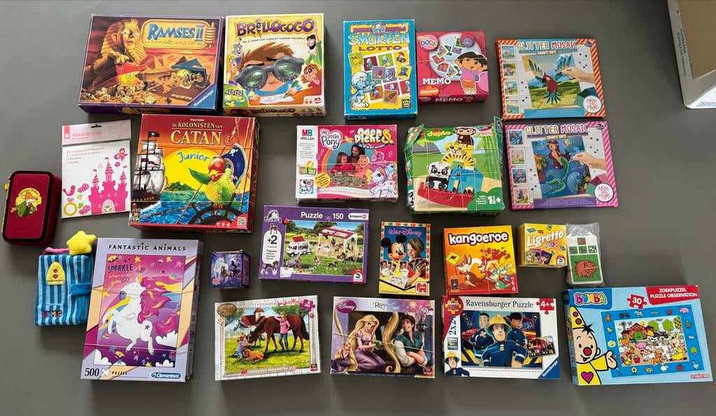 Diverse puzzels en spelletjes voor urenlang plezier, Ophalen of Verzenden