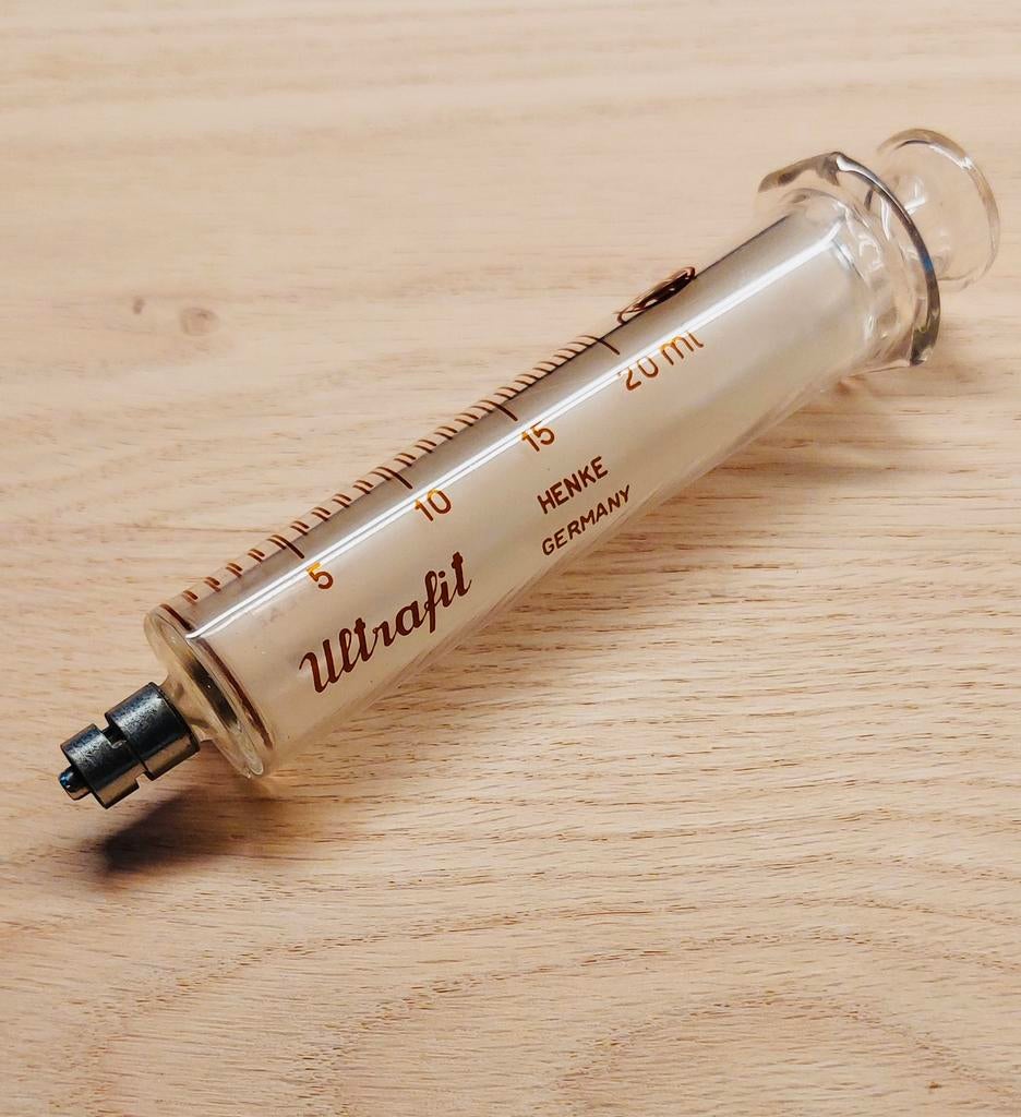 Glazen Injectiespuit (Henke Ultrafit) + Sartorius Filter, Ophalen of Verzenden