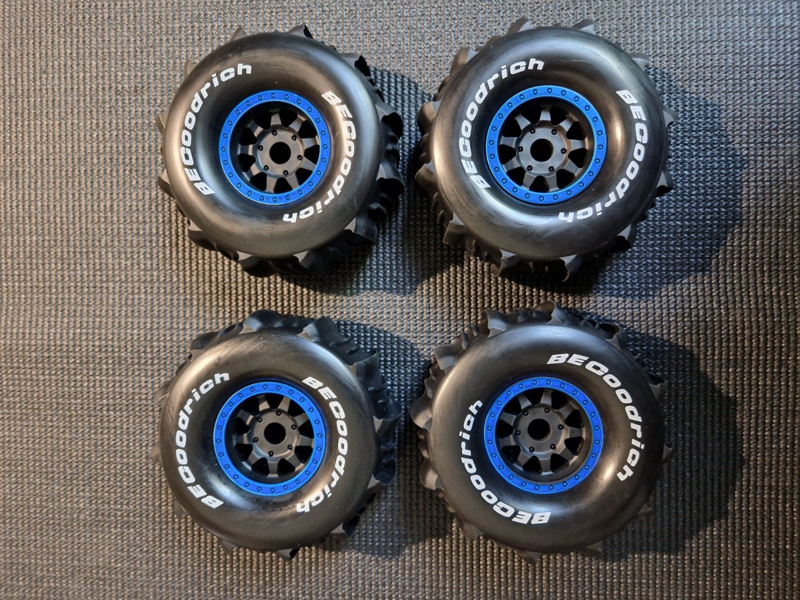 4x nieuwe paddle banden 17mm hex, Ophalen of Verzenden, Nieuw