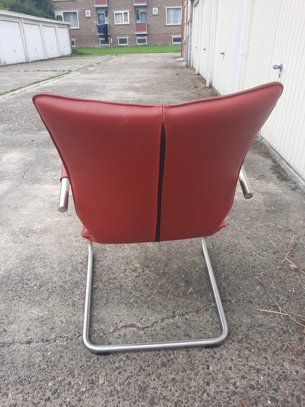 Rode Bree's new world stoel met armleuningen, Ophalen, Bree's new world Modern, Zo goed als nieuw, Eén