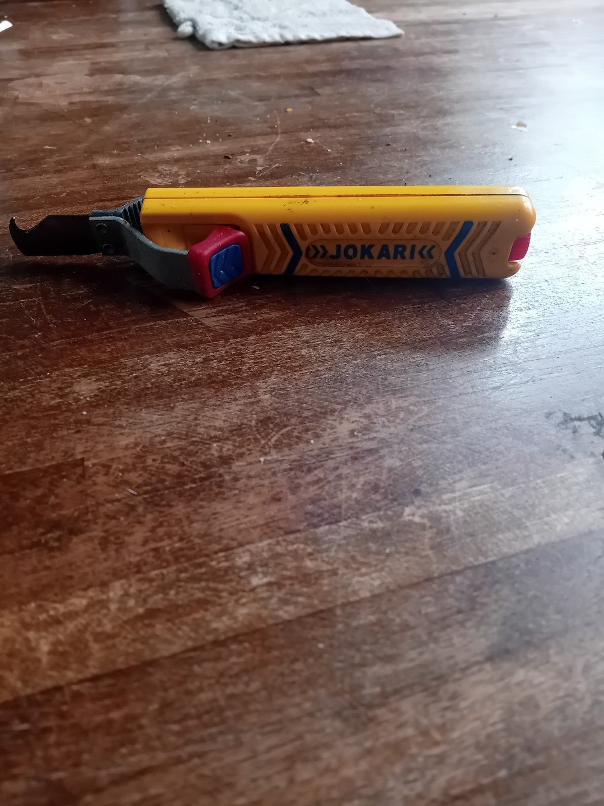 Jokari kabelmes - Zo goed als nieuw, Ophalen of Verzenden, Zo goed als nieuw, Snijgereedschap, Overige merken