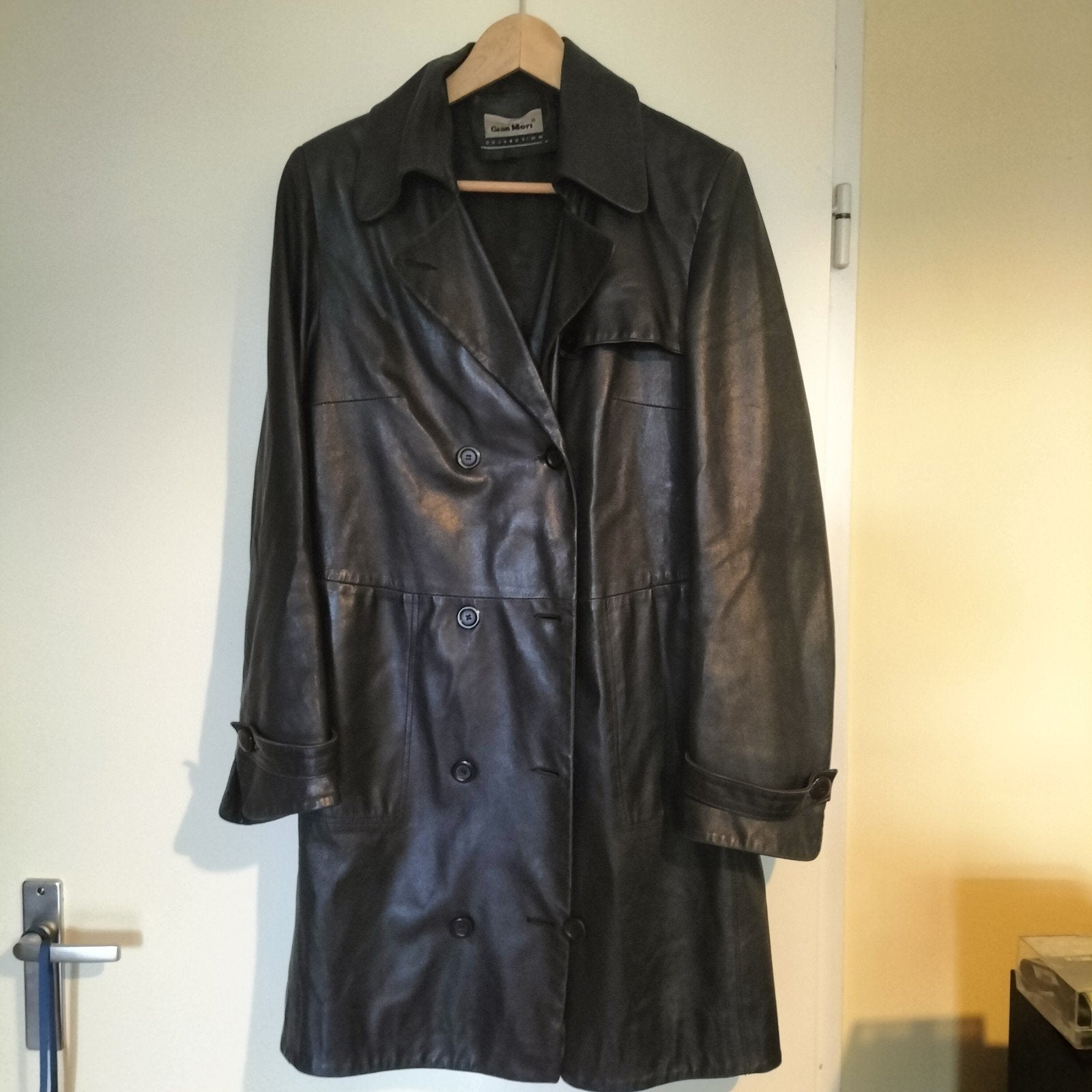 Mooie lange vintage leren jas, Ophalen of Verzenden, Zo goed als nieuw, Maat 38/40 (M), Bruin
