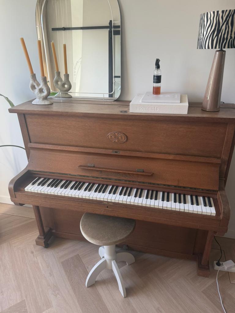 Piano incl. kruk!, Ophalen of Verzenden, Gebruikt, Bruin, Piano