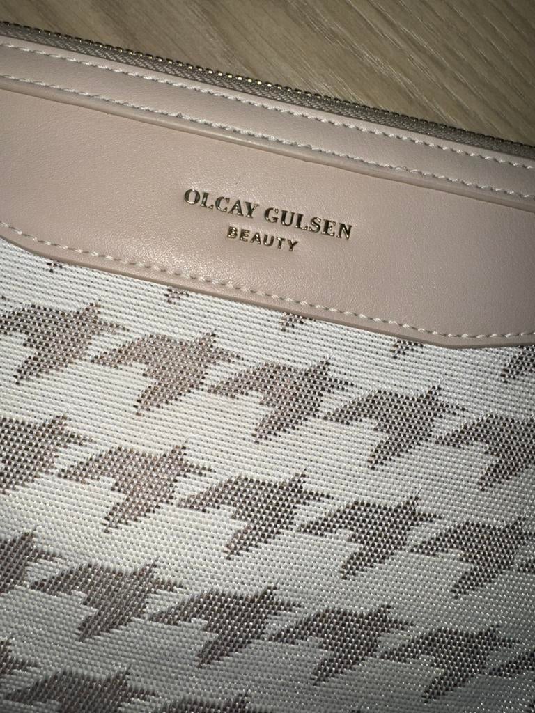Olcay Gulsen clutch toilettas, Ophalen of Verzenden, Zo goed als nieuw, Overige typen