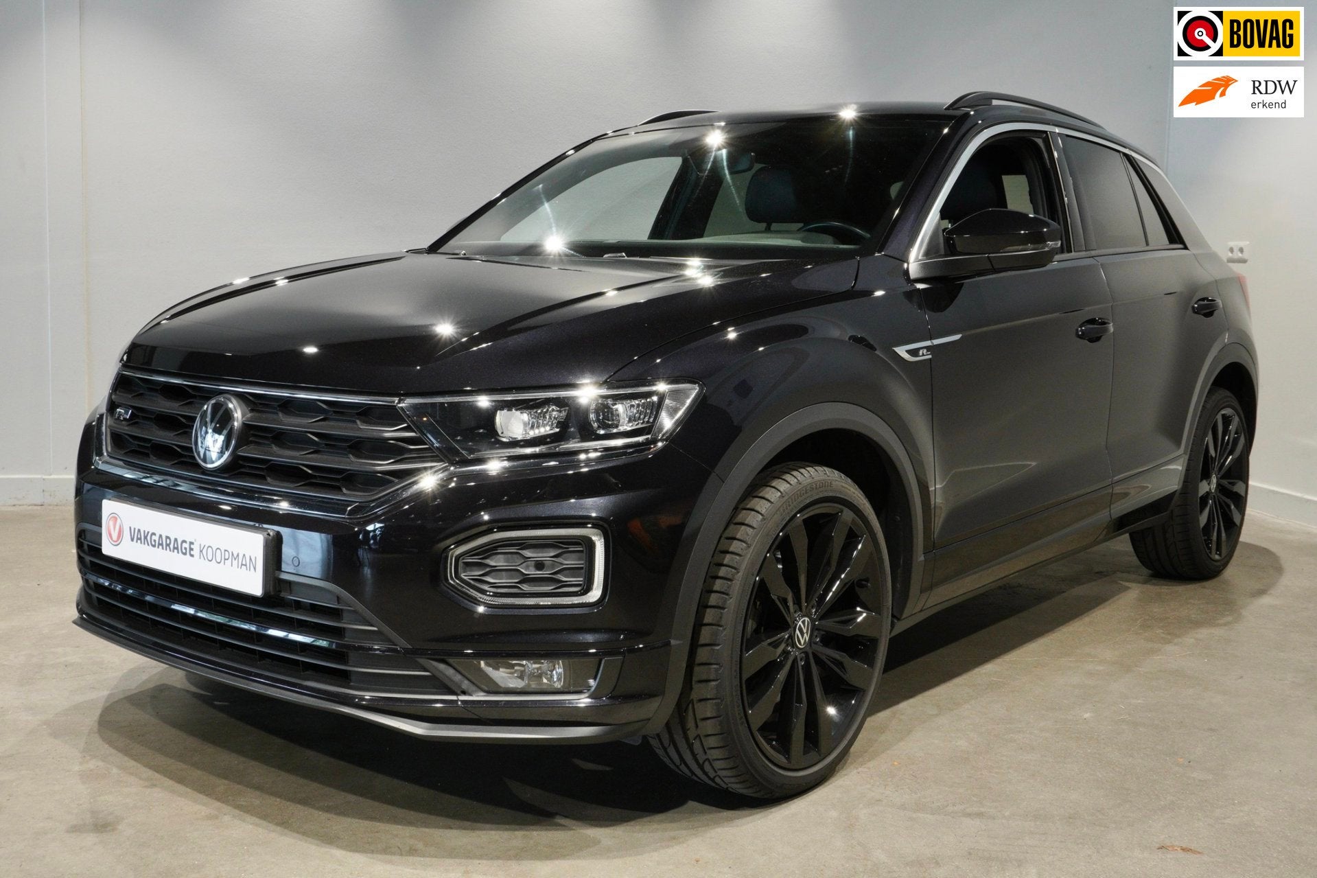 Volkswagen T-Roc 1.5 TSI Sport 3x R-Line ACC|Carplay|LED, Auto's, Volkswagen, Automatische klimaatregeling, 4 cilinders, 150 pk