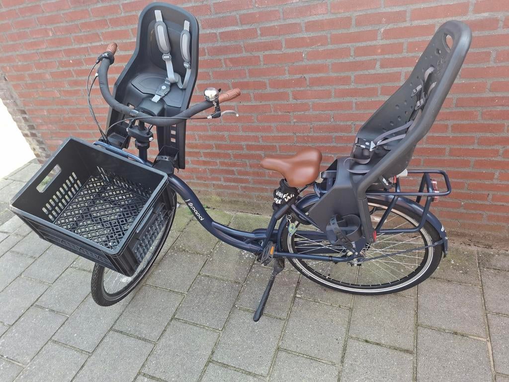 Popal Mare Moederfiets met 2 kinderzitjes en krat, Fietsen en Brommers, Fietsen | Dames | Moederfietsen, Overige merken, 2 zitjes