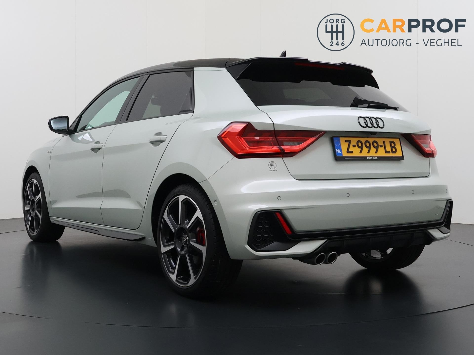 Audi A1 Sportback 40 TFSI S Line Camera | Stoelverwarming |, Auto's, Stof, 4 cilinders, 1984 cc, 49 €/maand