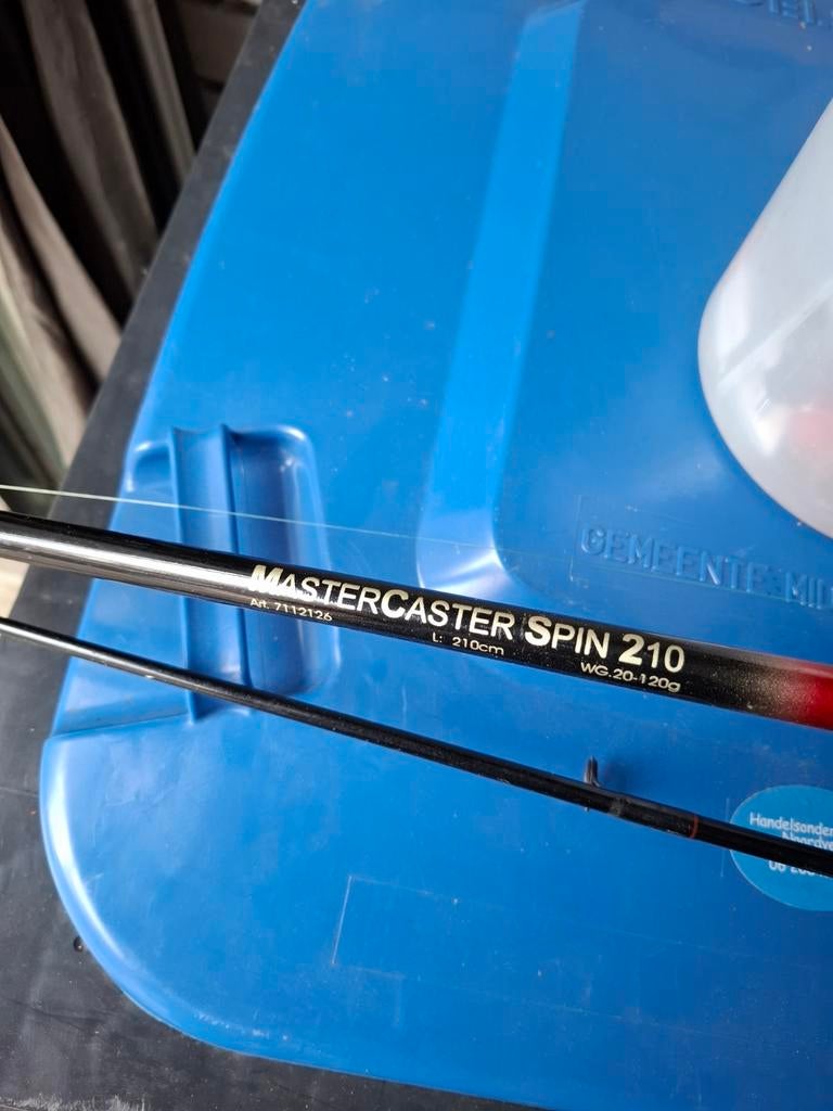 Master caster spin hengel, Ophalen, Werphengel