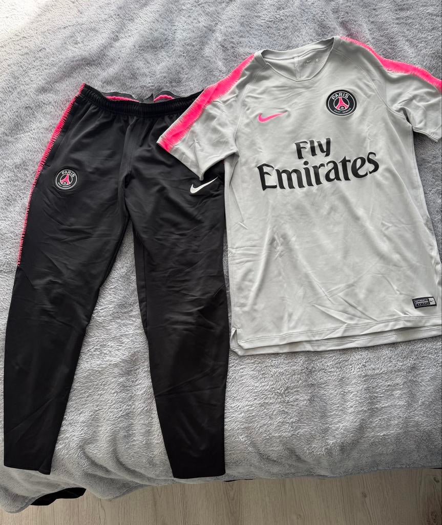 PSG trainingspak, Maat 48/50 (M), Ophalen of Verzenden, Voetbal, Grijs
