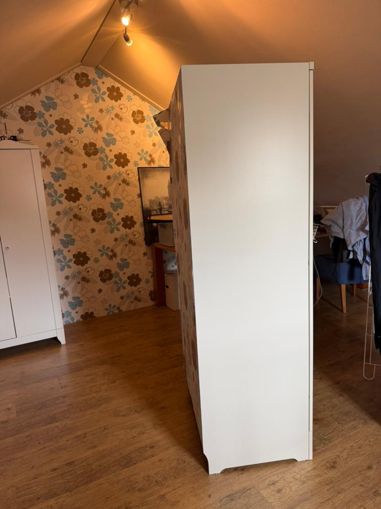 Stevige hang legkast met EEN leg plank, Huis en Inrichting, Kasten | Kledingkasten, Zo goed als nieuw, 150 tot 200 cm, 50 tot 75 cm