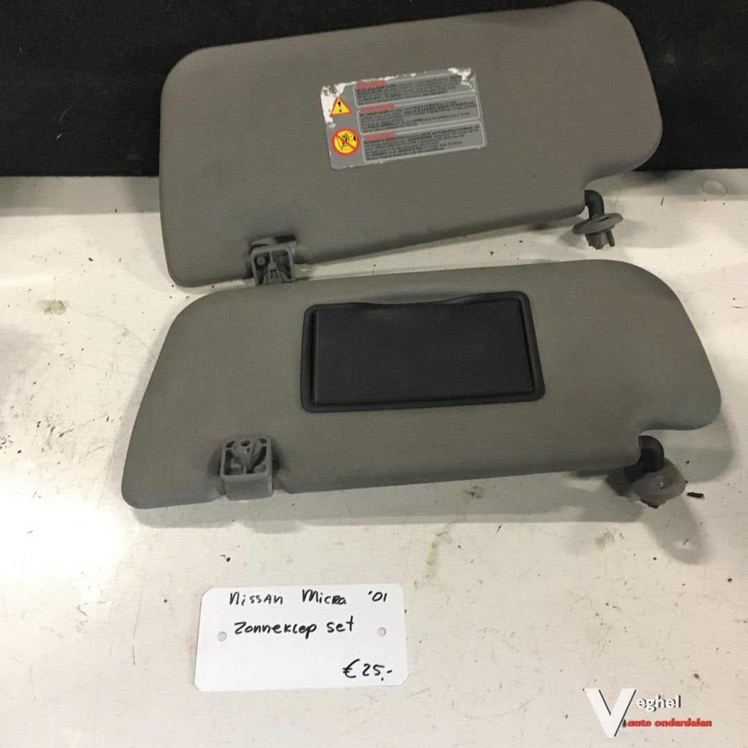 Nissan Micra 2001 1.3 Benzine Zonnekleppen set