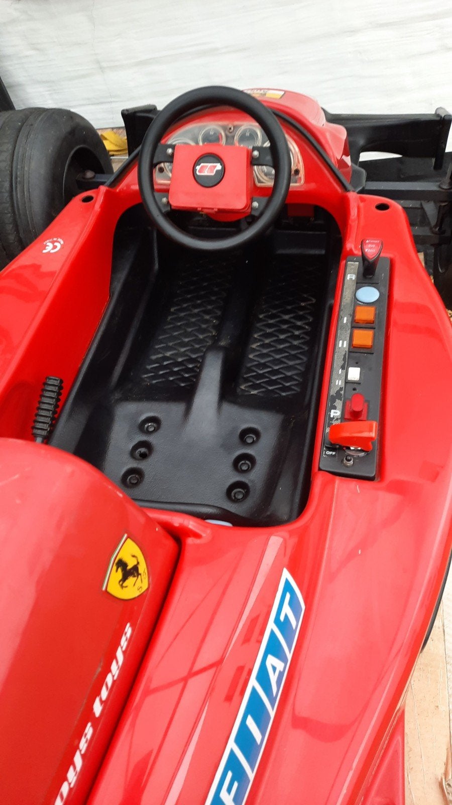 FERRARI TRAPAUTO F1.ELECTRIC MOTOR UIT TRBIANO ITALIË  ., Ophalen