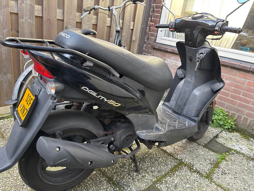 Kymco Agility 50- Start direct! € prijs niet onderhandelbaar, Fietsen en Brommers, Scooters | Kymco, Ophalen, Gebruikt, Maximaal 45 km/u
