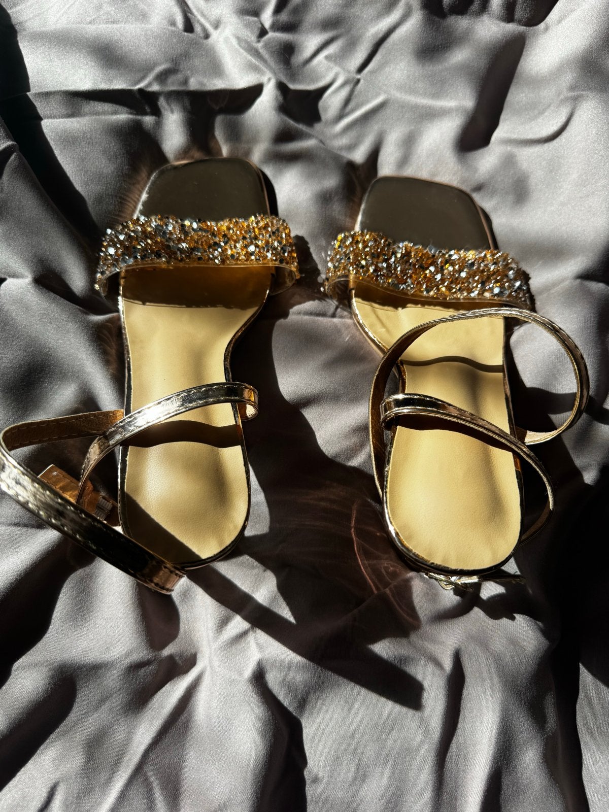 Gouden sandalen met strass - Maat 36, Ophalen of Verzenden, Nieuw, Overige kleuren, Sandalen of Muiltjes
