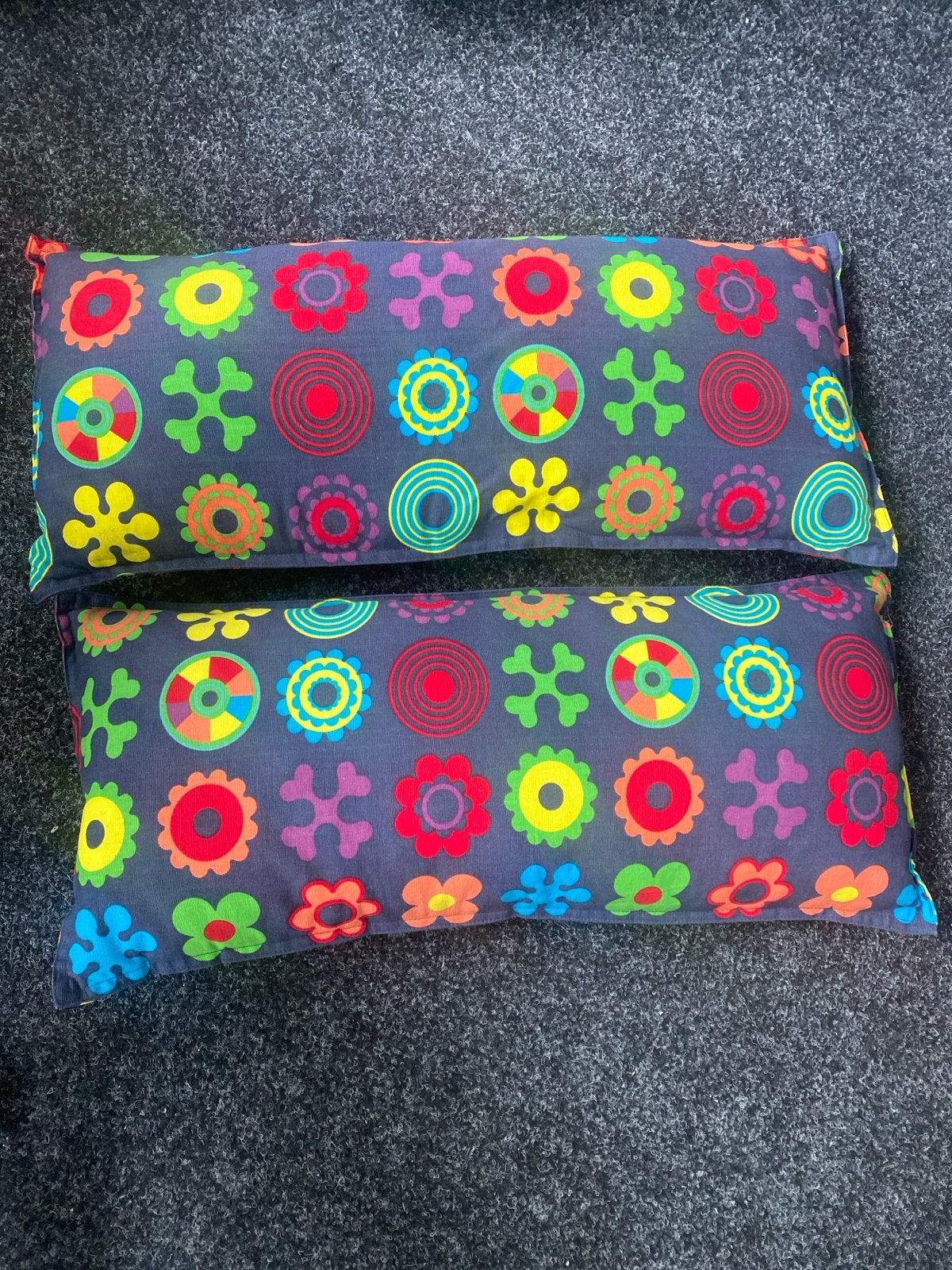IKEA Lusy Blom Kussens/pillows - Set van 2, Gebruikt, Meerkleurig, Ophalen of Verzenden, Sierkussen
