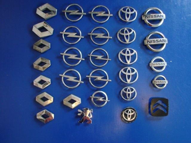 diverse emblemen / logo's automerken en sierdoppen., Ophalen of Verzenden, Gebruikt, Auto's