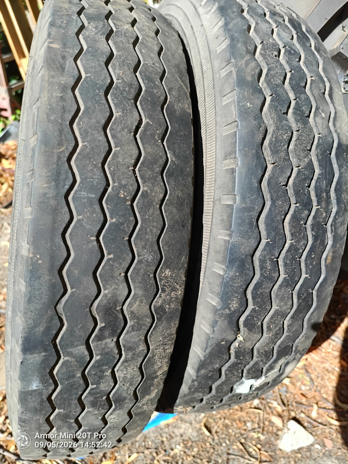 2 banden MB 508d en thuiskomer 16" voor Ford, Ophalen of Verzenden