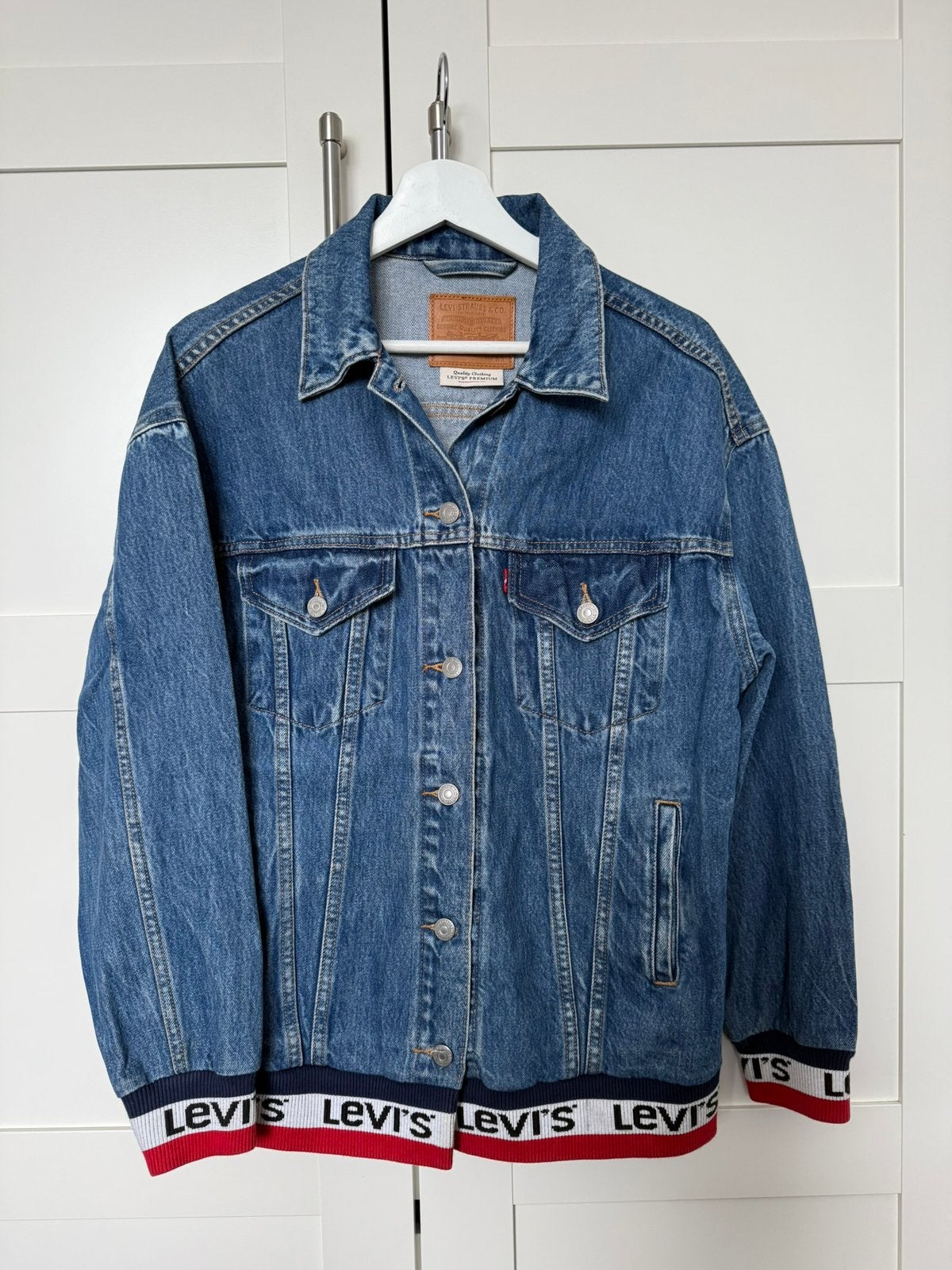 Levi's spijkerjas, Ophalen of Verzenden, Zo goed als nieuw, Maat 46 (S) of kleiner, Blauw