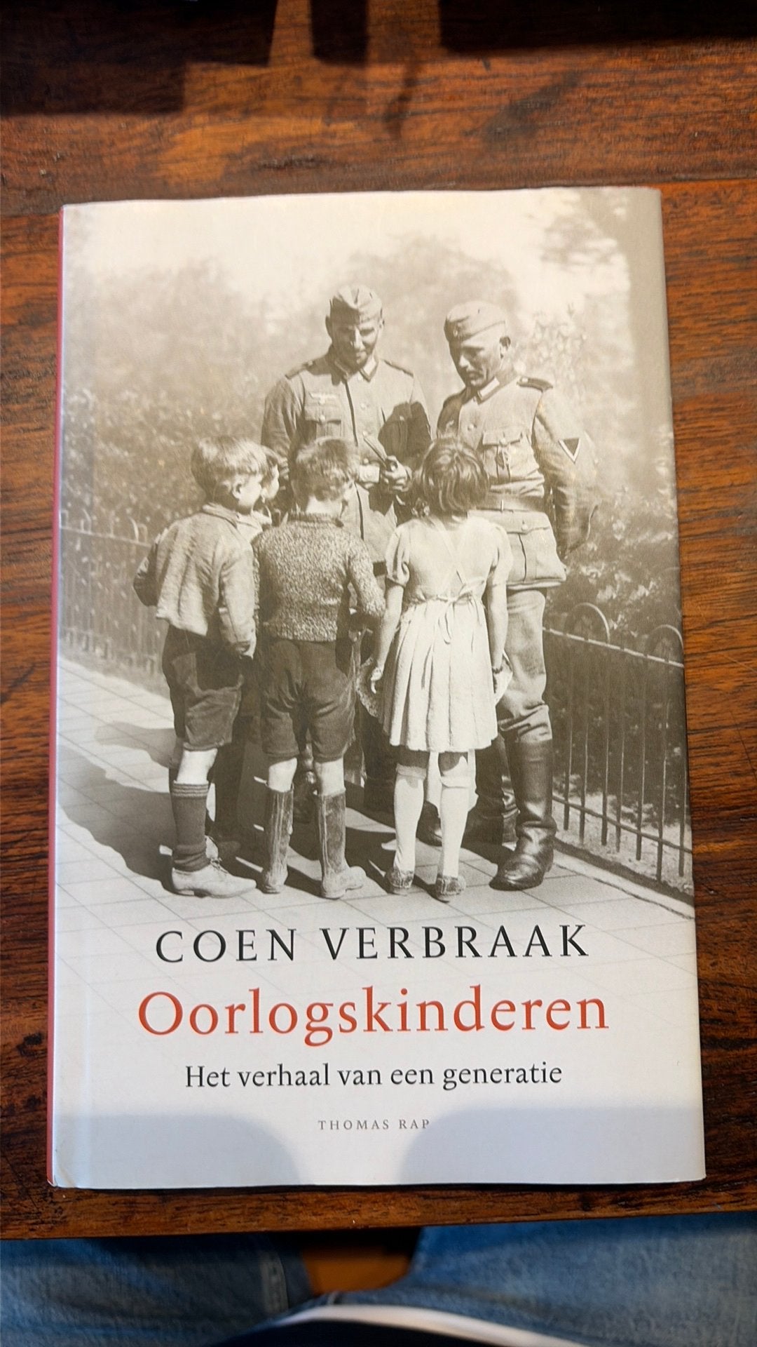 Coen Verbraak - Oorlogskinderen, Ophalen of Verzenden, Zo goed als nieuw, Coen Verbraak