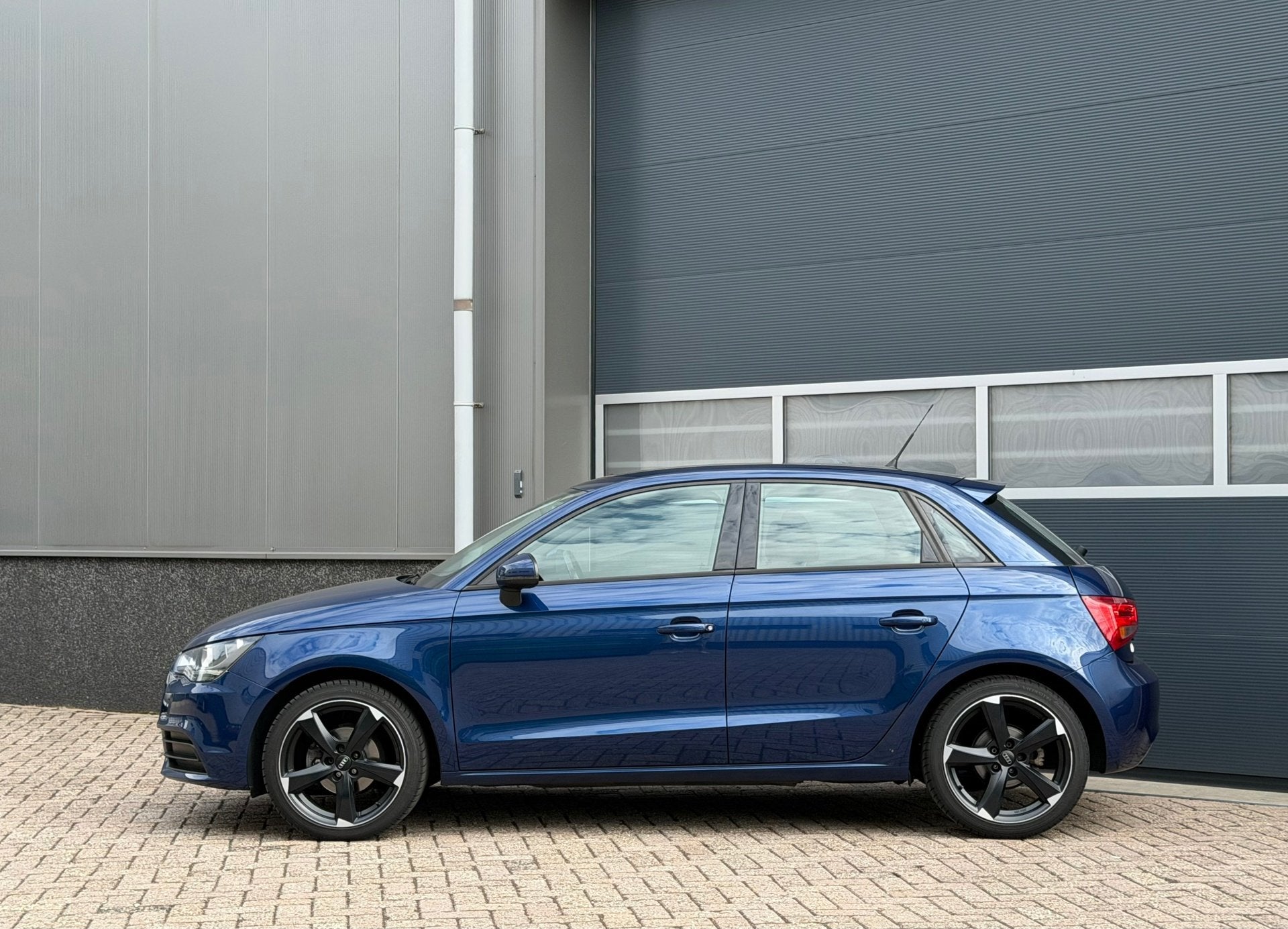 Audi A1 Sportback 1.2 TFSI Connect bj.2013 Navi|Cc|NL auto|N, Auto's, Audi, Voorwielaandrijving, Euro 5, 4 cilinders, Bedrijf