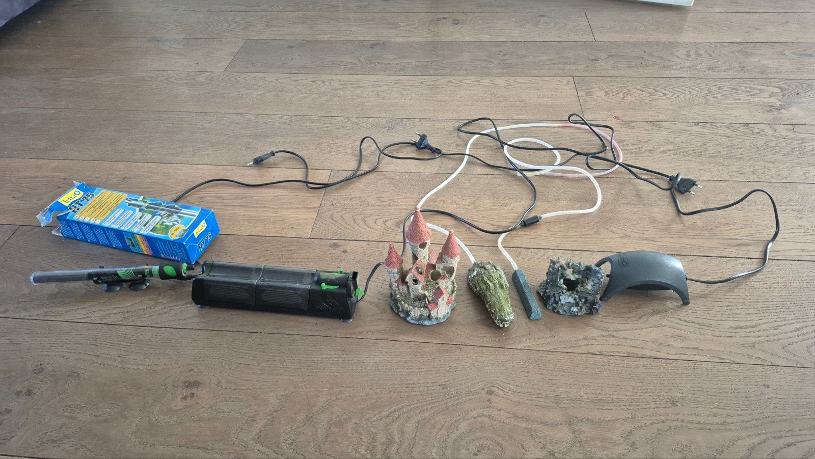 aquarium assesiores, Ophalen of Verzenden, Inclusief slangen, Gebruikt