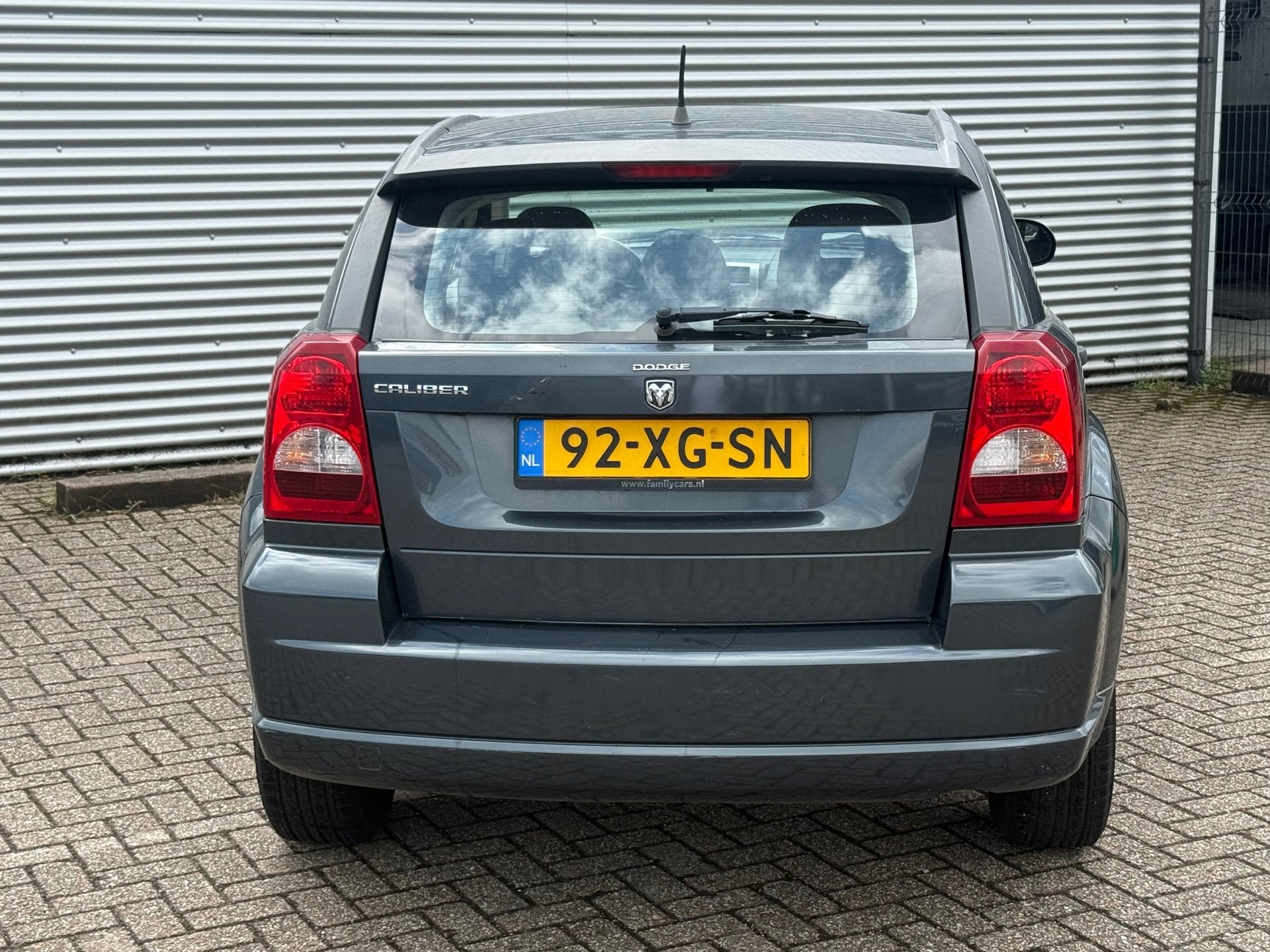 Dodge Caliber 2.0 SE / AUTOMAAT / AIRCO / NAP / INRUIL MOG., Auto's, 1998 cc, 450 kg, Gebruikt, Blauw