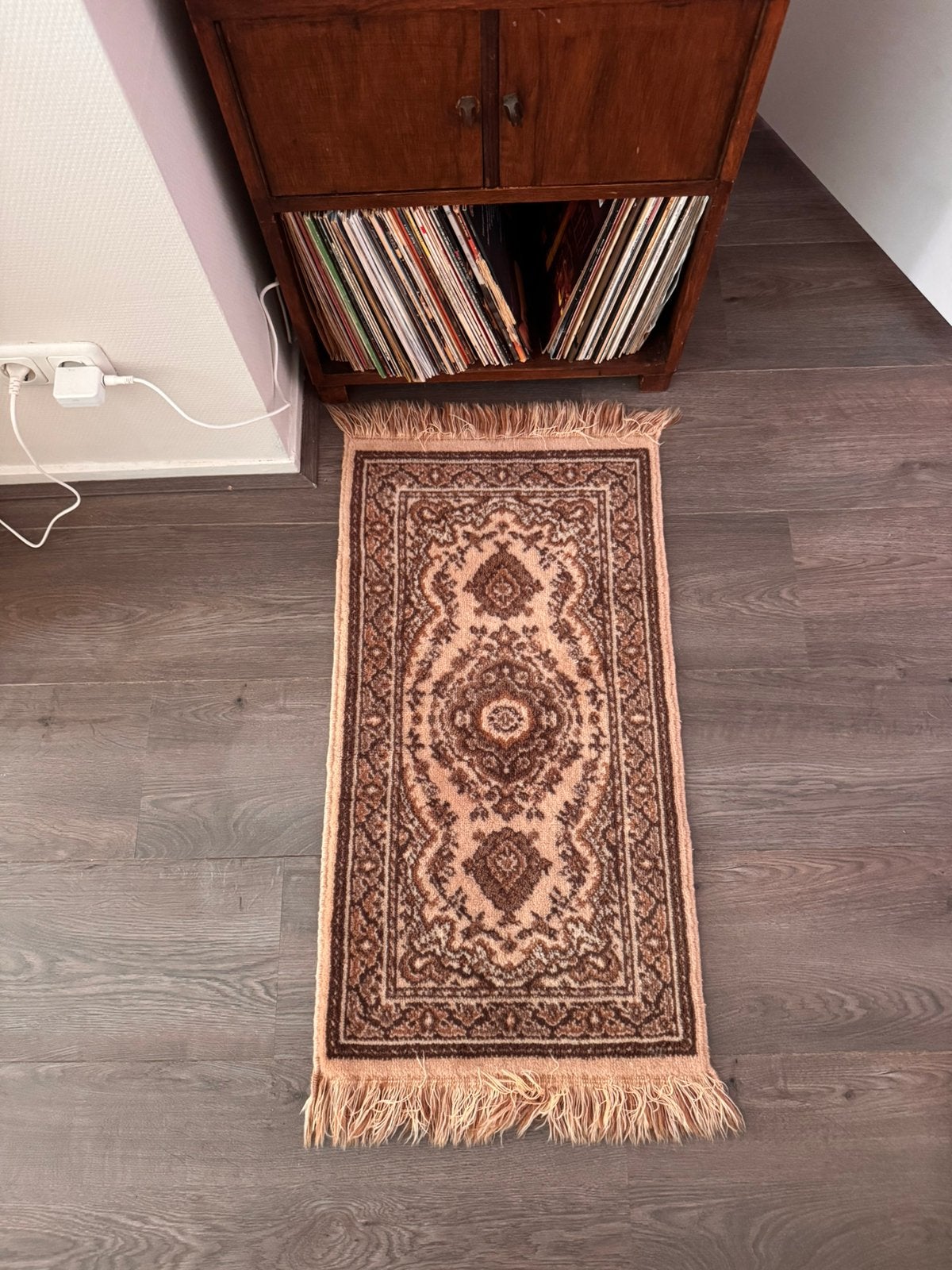 Perzisch kleed, Beige, 200 cm of meer, Ophalen of Verzenden, Zo goed als nieuw