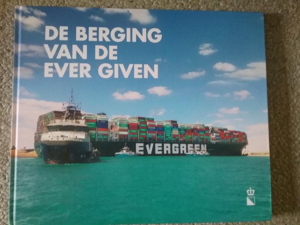 De berging van de Ever Given (2021; Suezkanaal), Verzamelen, Scheepvaart, Ophalen of Verzenden, Zo goed als nieuw, Motorboot, Boek of Tijdschrift