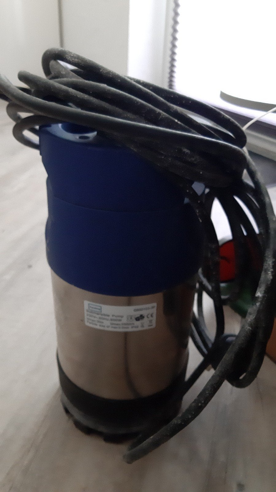 Waterpomp, Ophalen, Zo goed als nieuw, Elektrisch