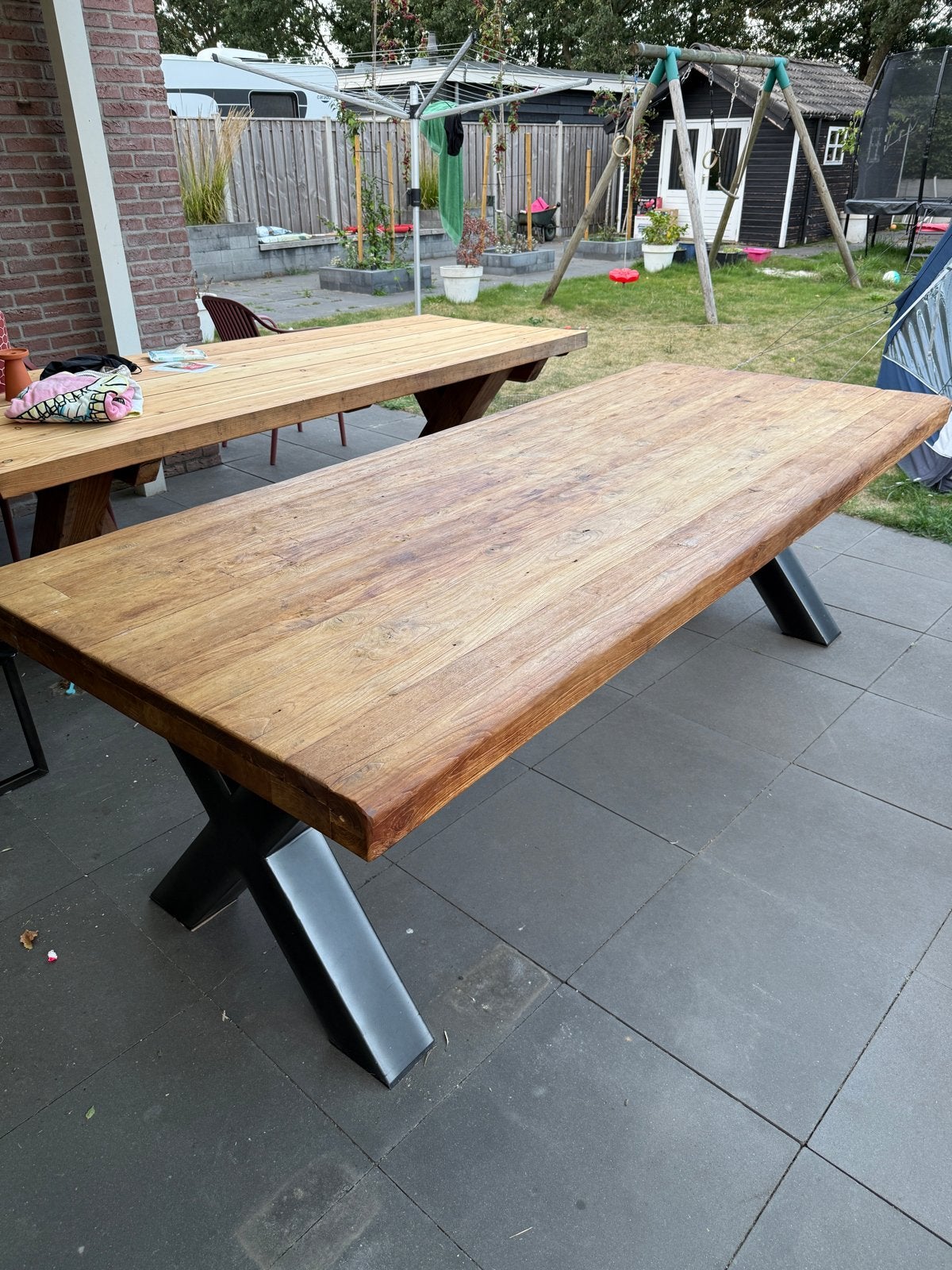 Robuuste teakhouten eettafel met X-poten, Huis en Inrichting, Tafels | Eettafels, Ophalen, Gebruikt, Teakhout, 200 cm of meer