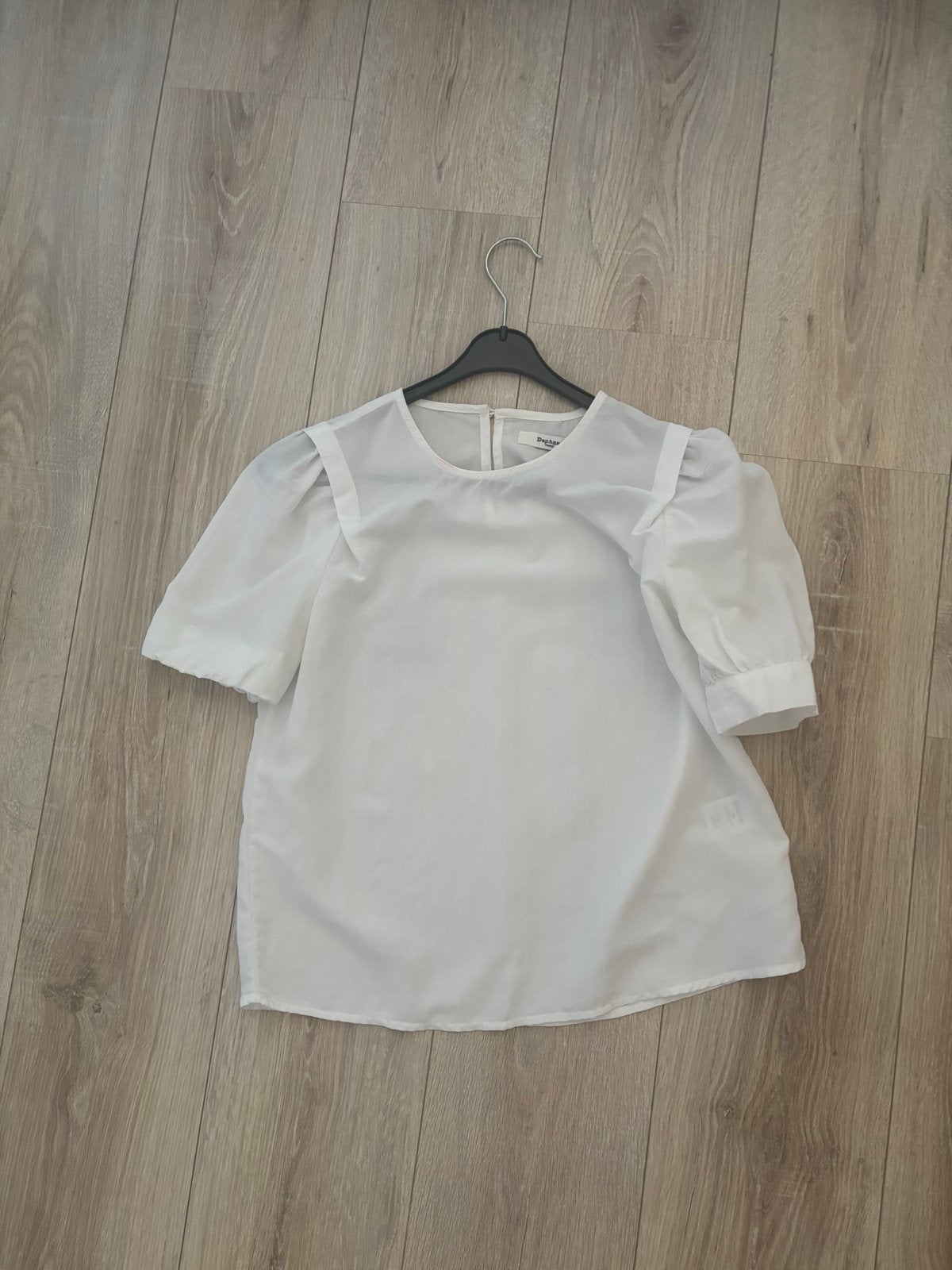 Daphnea Witte Blouse met Pofmouwen mt S - Zo goed als nieuw, Maat 38/40 (M), Verzenden, Wit, Zo goed als nieuw