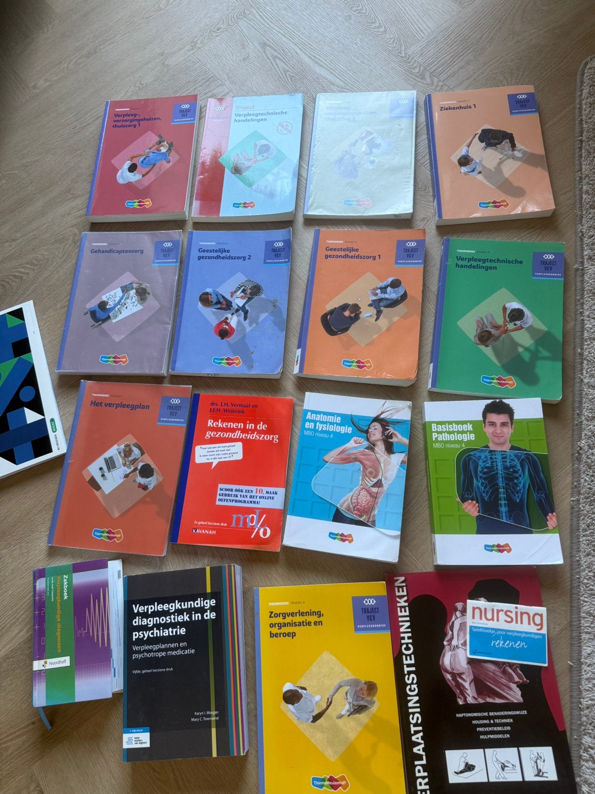 Boeken opleiding verpleegkundige ( zie beschrijving), Ophalen of Verzenden, Zo goed als nieuw, Overige niveaus
