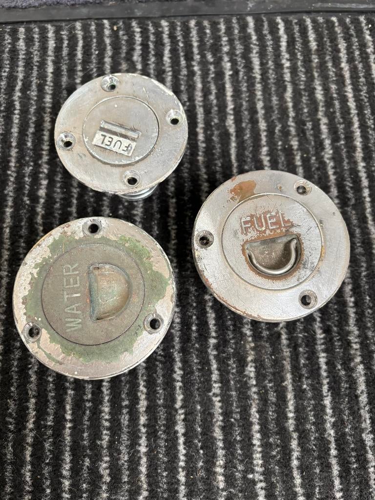 Dekdoorvoer of tankdoppen, Watersport en Boten, Ophalen of Verzenden, Gebruikt, Onderhoud en Reparatie