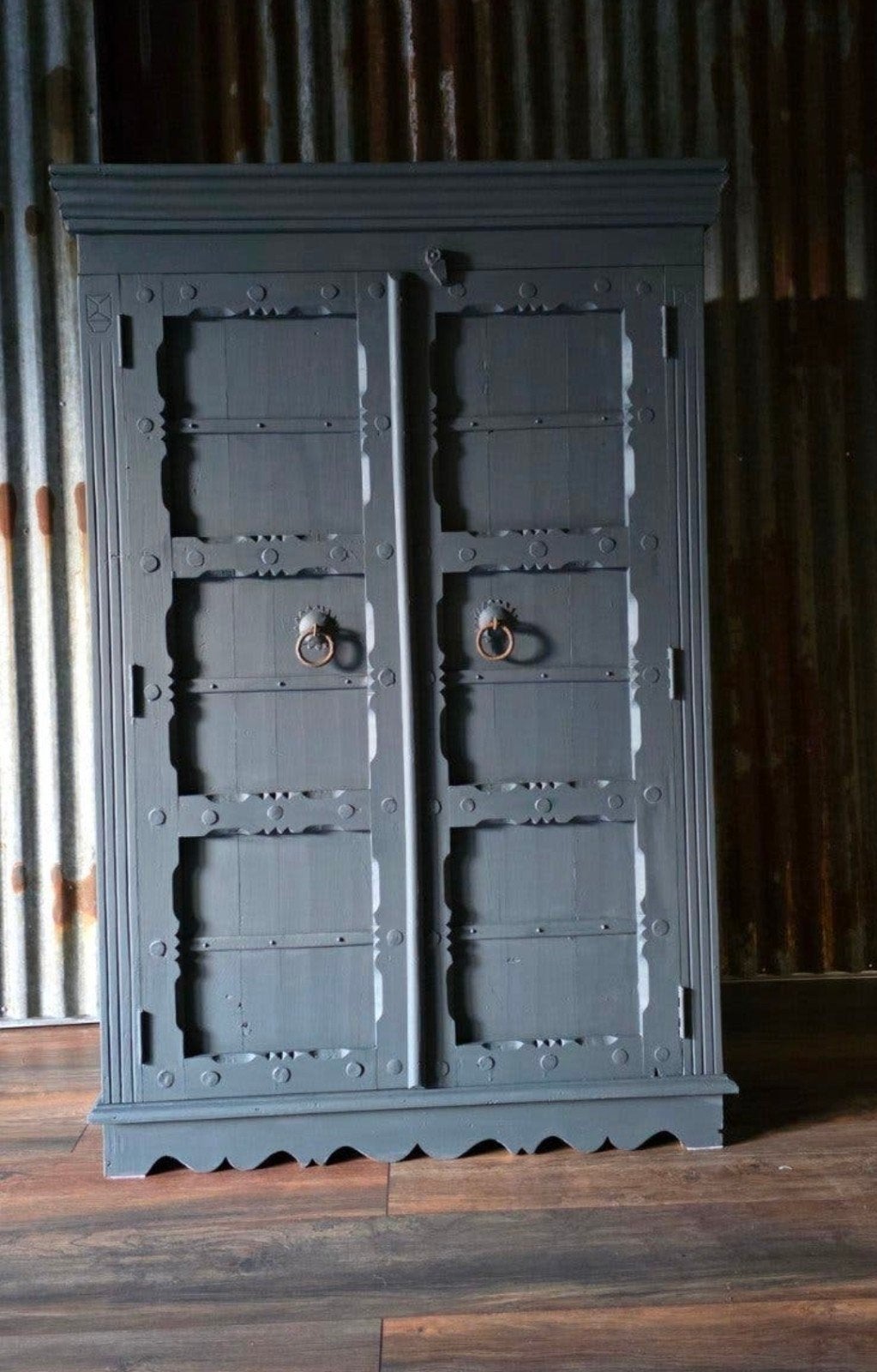 stoere koloniale kast, Ophalen of Verzenden