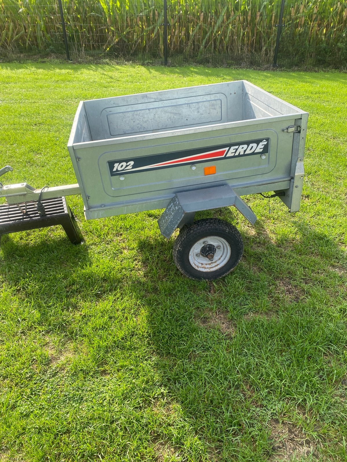 ERDE 102 aanhangwagen - Compact en handig, Auto diversen, Ophalen of Verzenden, Gebruikt