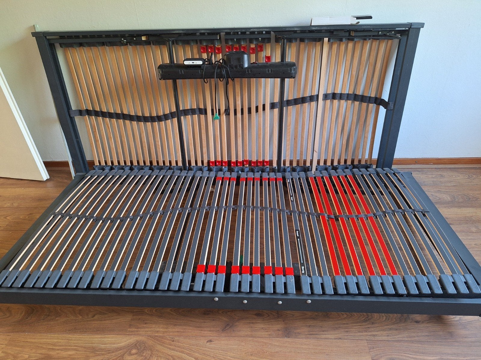 Verstelbare lattenbodem 90x200 cm met motor, Ophalen, 90 cm, Zwart, Tweepersoons