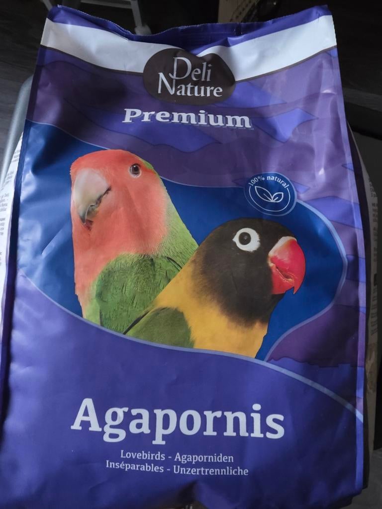 Vogelvoer 4kg nog niet geopend., Ophalen