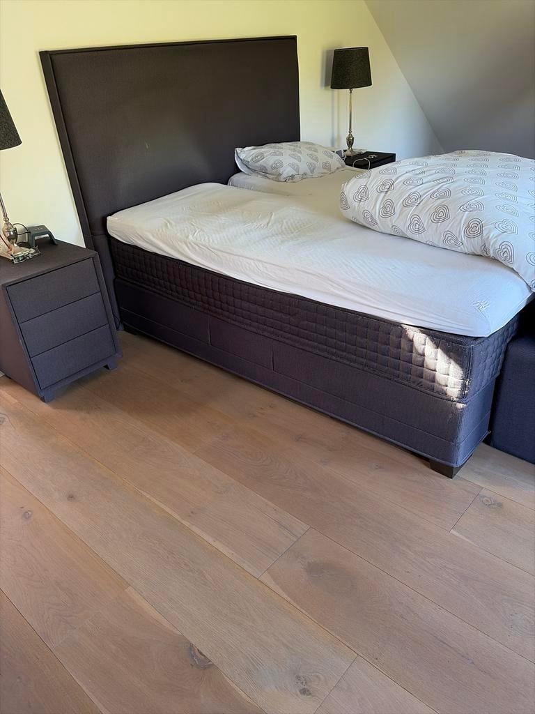 Swiss Sense bed 160x200 met topper en bankje, Gebruikt, Tweepersoons, Ophalen of Verzenden, 200 cm