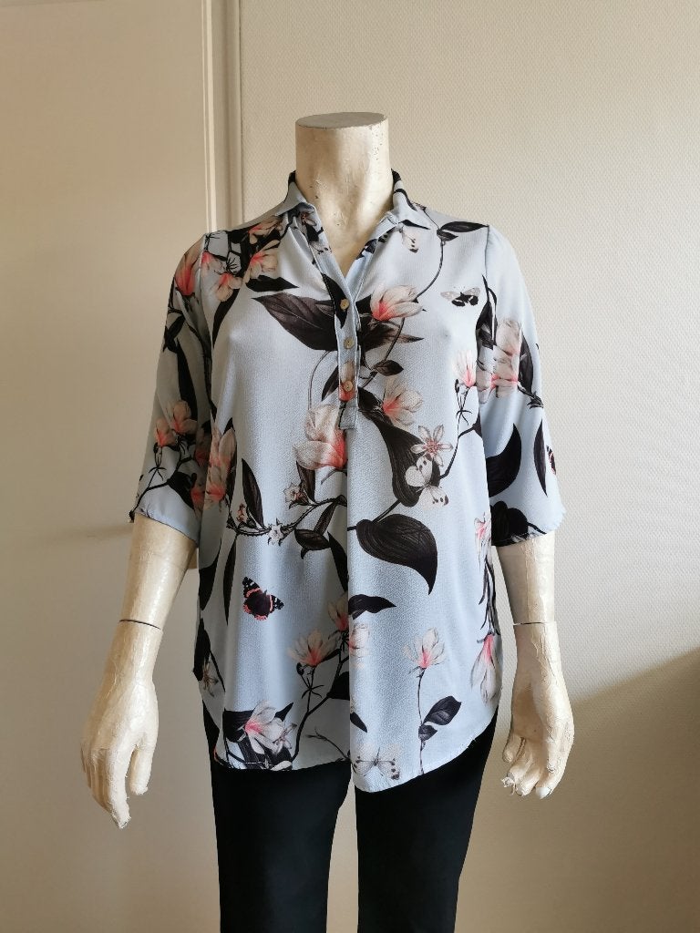 99 .. zgan blouse maat 44 - 46, Ophalen of Verzenden, Zo goed als nieuw, Blauw, Blouse of Tuniek