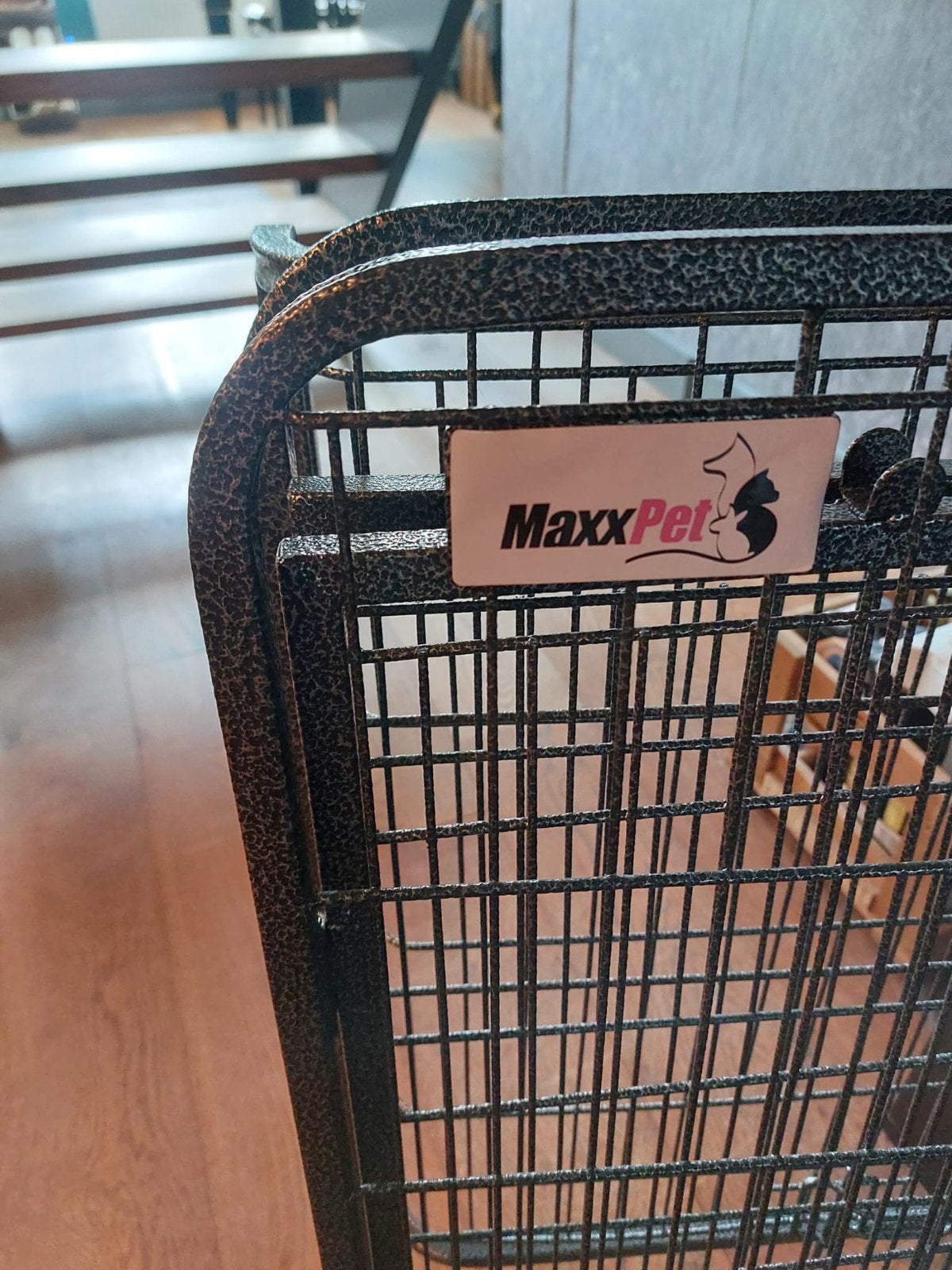 Foto 5 van Maxxpet hondenbench (110x70x78) en District 70 Crate Hoes