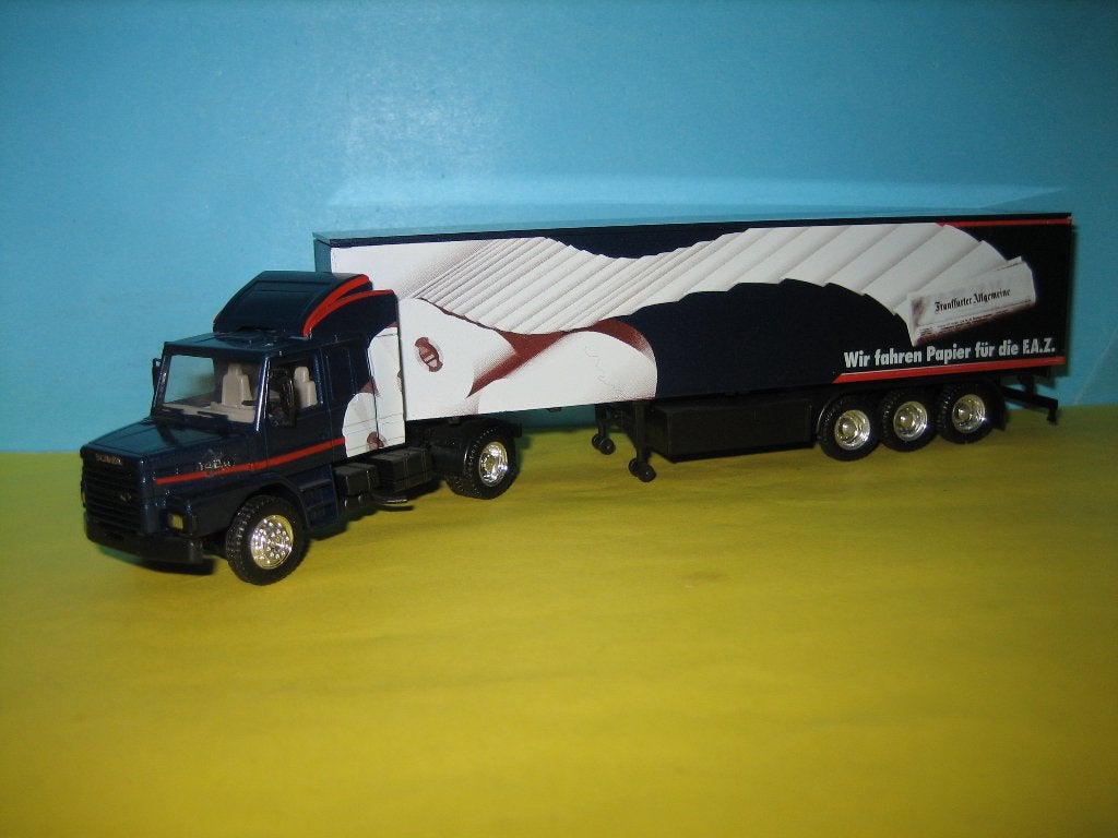 FAZ-Papier  SCANIA hauber  met oplegger  Herpa, Ophalen of Verzenden, Zo goed als nieuw, Bus of Vrachtwagen, Herpa