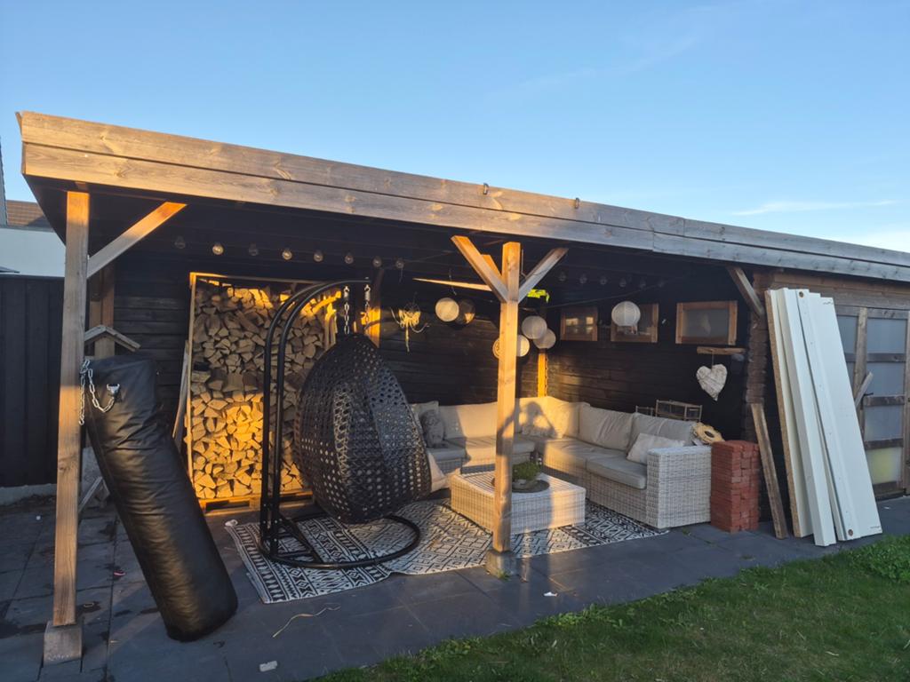 Aangeboden: overkapping en blokhut (schuur), Tuin en Terras, Overkappingen, Ophalen, Gebruikt, Veranda