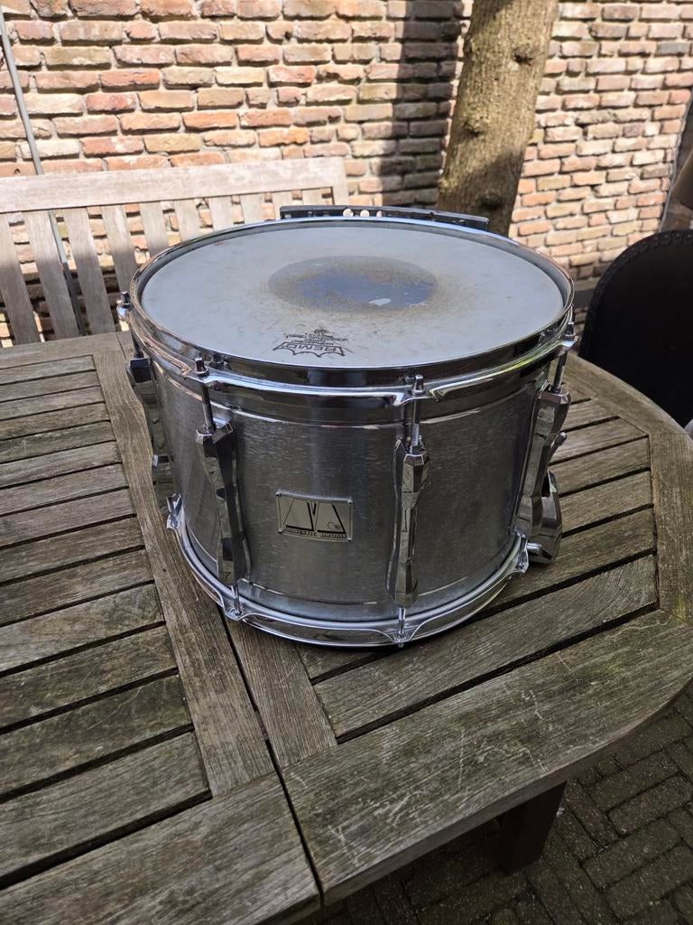 Snaredrum Majestic, Ophalen, Overige merken
