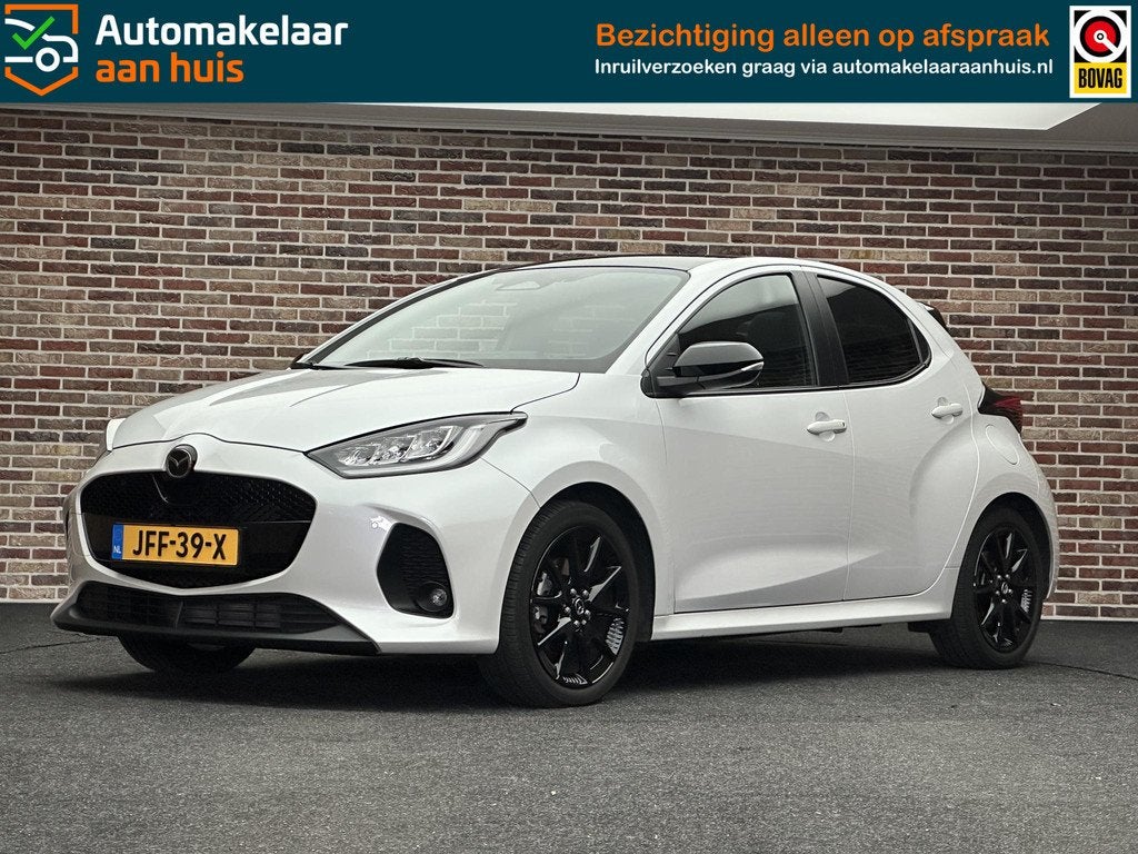 Mazda 2 Hybrid 1.5 Homura Plus Panoramadak Headup Camera, Auto's, Mazda, Gebruikt, Euro 6, 4 kWh, Wit