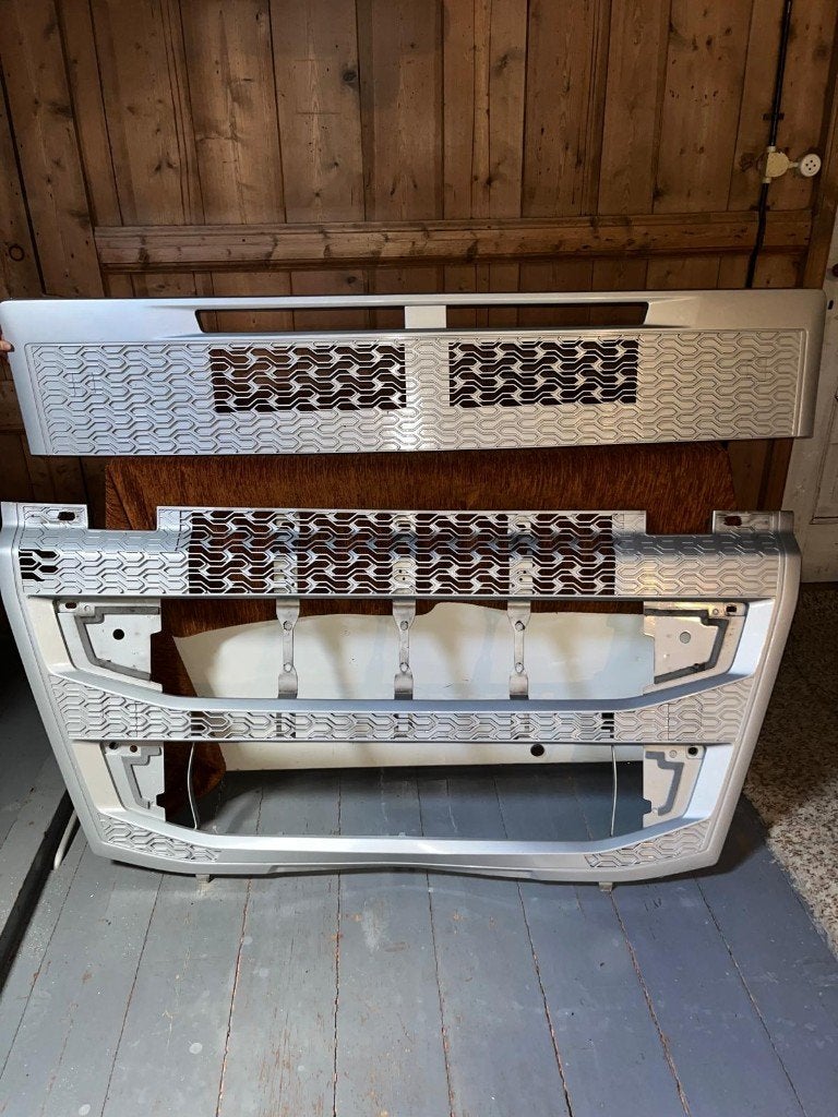 Volvo FH Grill, Ophalen, Gebruikt, Volvo, Carrosserie en Plaatwerk