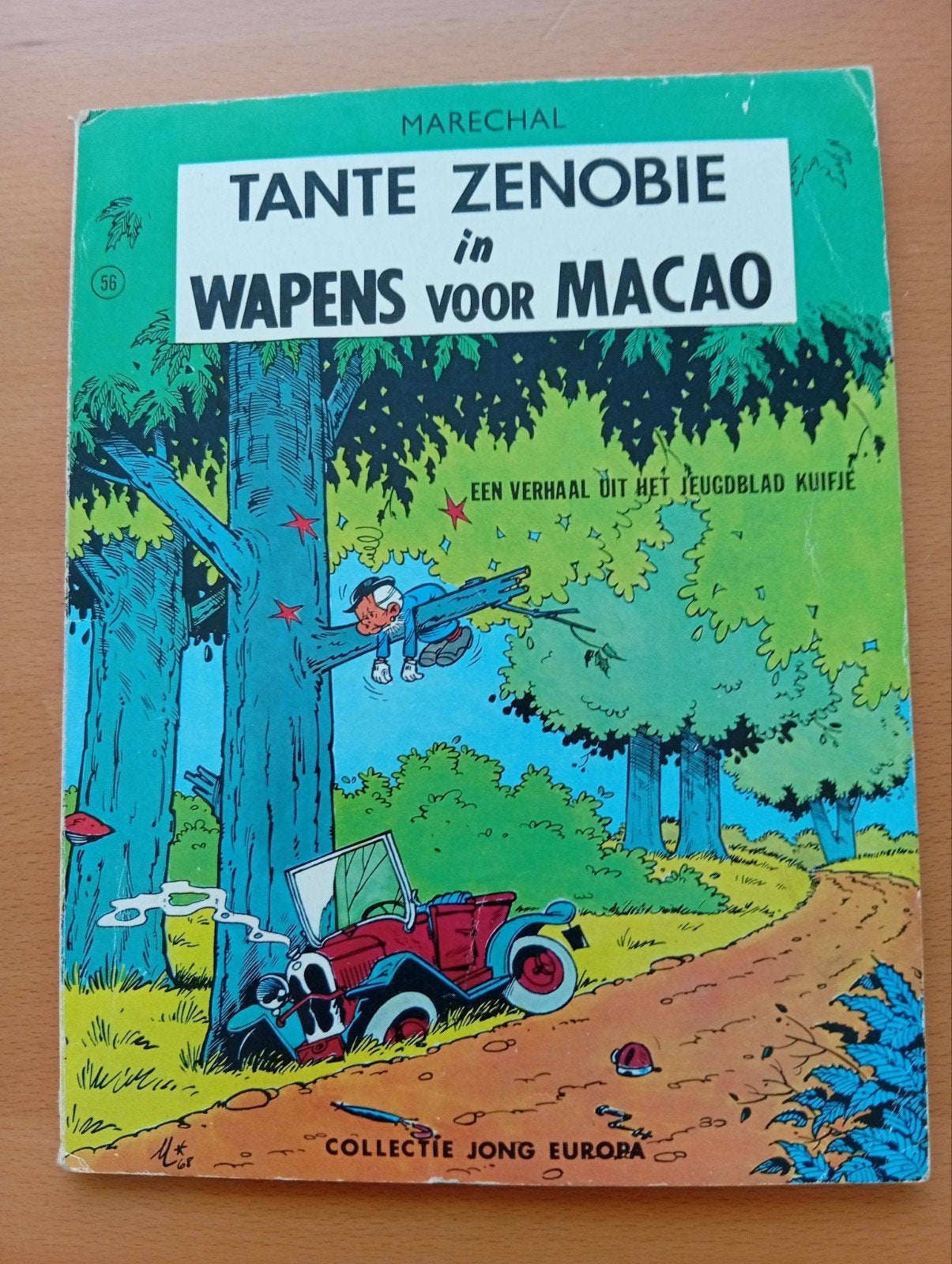 Tante Zenobie wapens voor Macao 1968, Eén stripboek, Ophalen of Verzenden, Gelezen