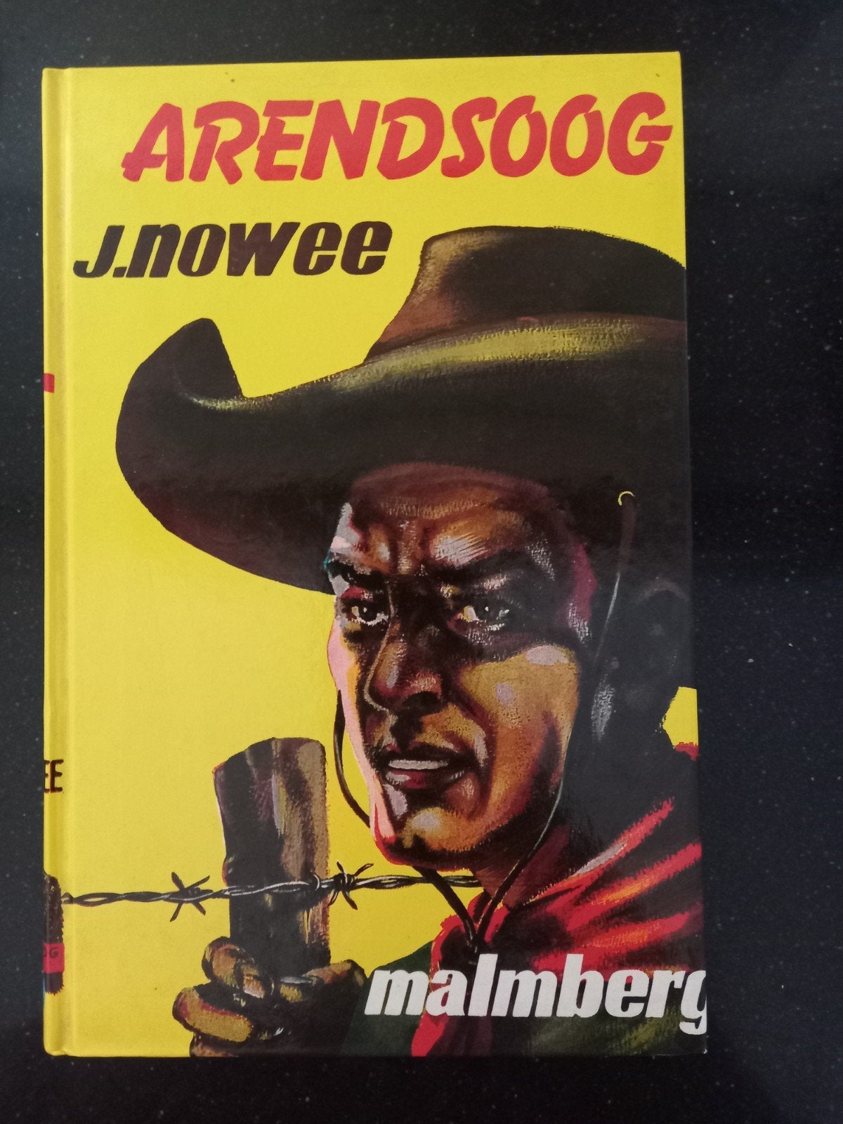 Nowee - Arendsoog, Ophalen of Verzenden, Zo goed als nieuw, Nowee