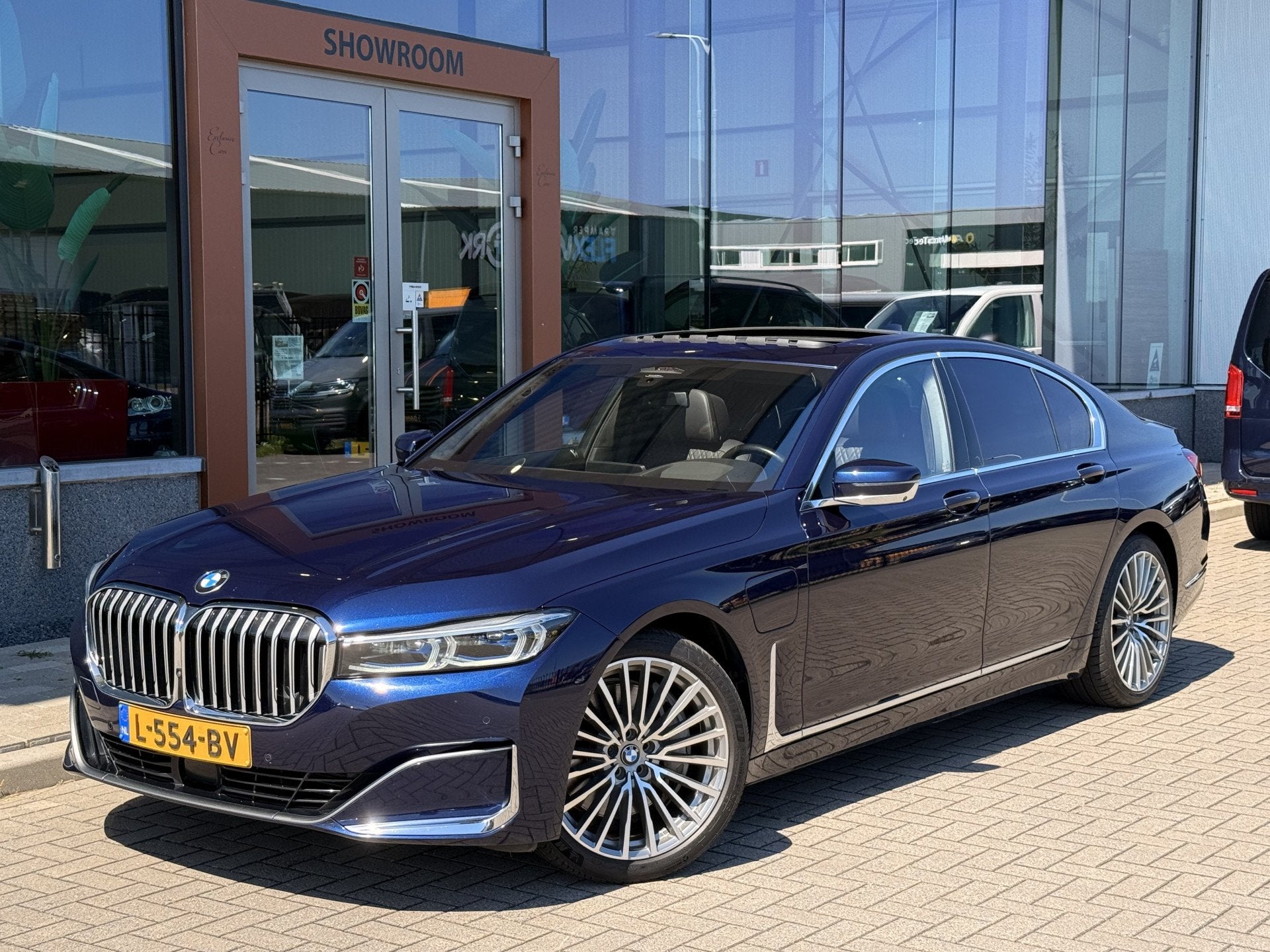 BMW 7 Serie 745e High Executive | Harman / Kardon | Schuif/k, Auto's, Automaat, Dealer onderhouden, Achterwielaandrijving, Gebruikt