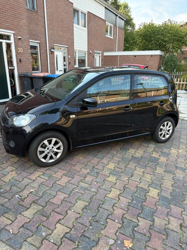 Škoda Citigo 2013 1.0 MPI 75 pk – Airco – 138.455 km, Auto's, 4 stoelen, Zwart, Centrale vergrendeling, Handgeschakeld