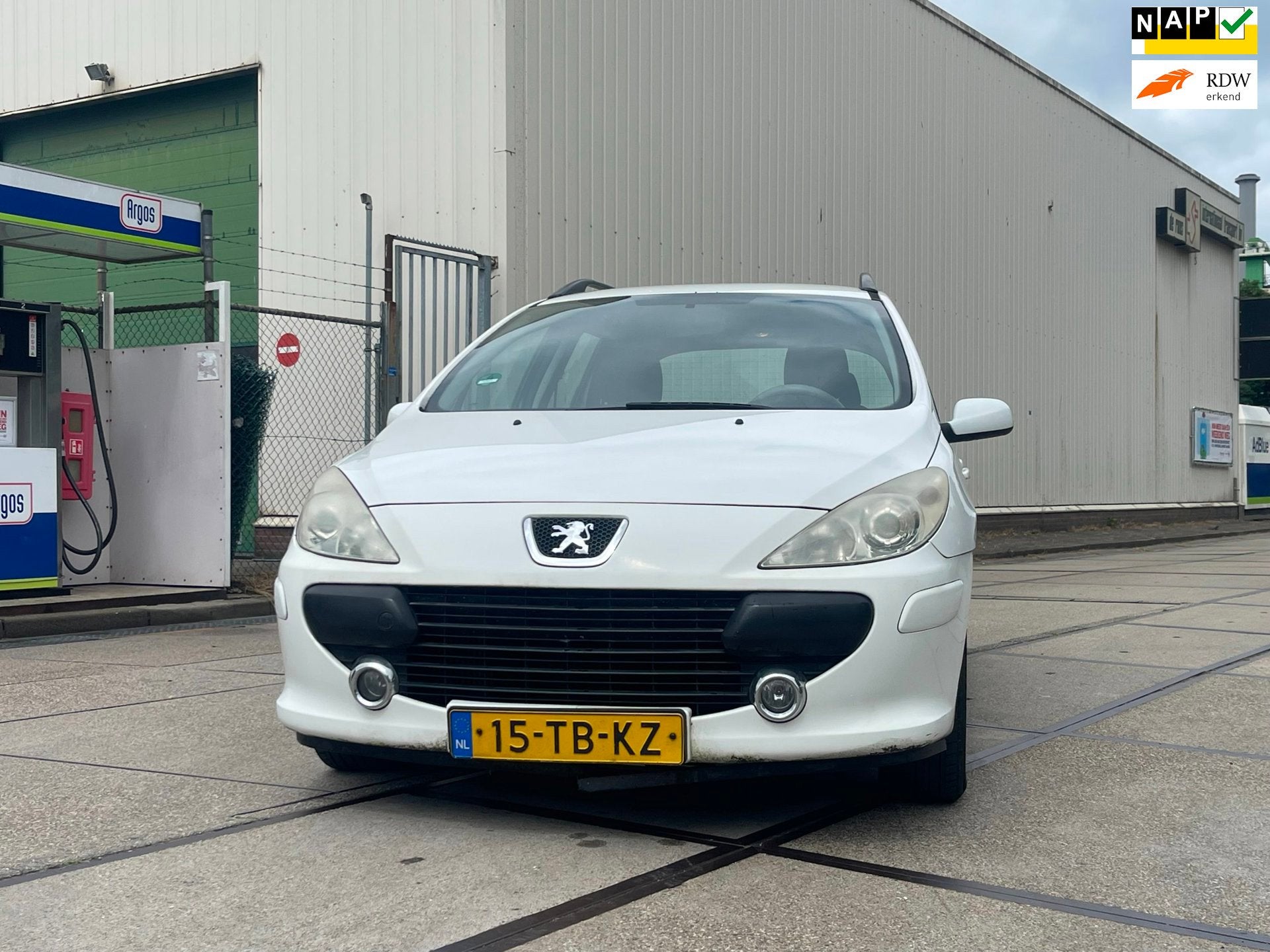 Peugeot 307 Break 1.6 HDiF XS 2006 Airco/Cruise Wit, Auto's, Peugeot, Voorwielaandrijving, Gebruikt, 1288 kg, 4 cilinders